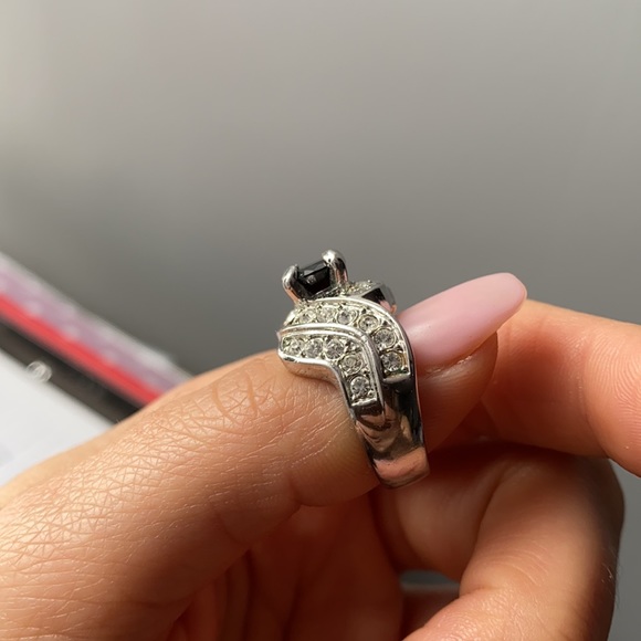 Statement ring - Picture 2 of 6